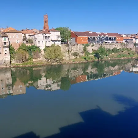 Apartment Vue Lot Dans Bastide Villeneuve-sur-Lot