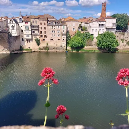Apartment Vue Lot Dans Bastide Villeneuve-sur-Lot